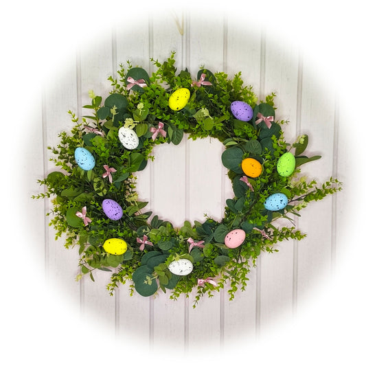 Wianek z kokardkami i pisankami 40 cm